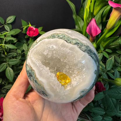 Moss Agate Wealth Sphere – With Prosperity Opening
#250522007