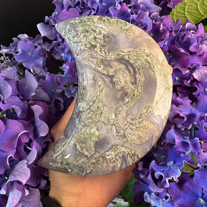 Moon of Abundance · Green Moss Agate Crescent#moon#001