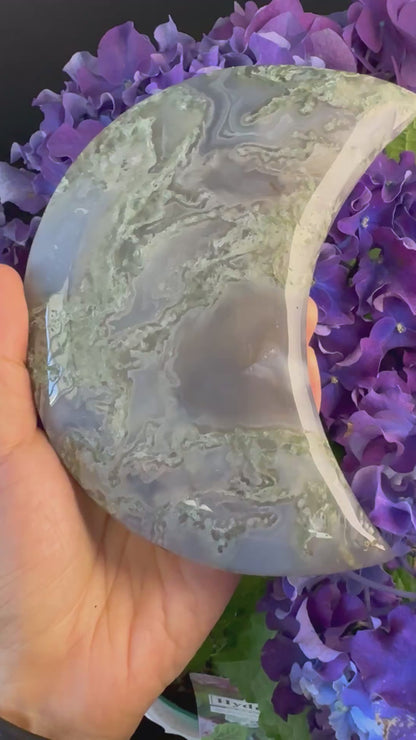 Moon of Abundance · Green Moss Agate Crescent#moon#001